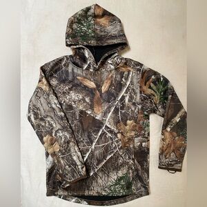Boys Realtree Hoodie - like new! Size (M) 8.